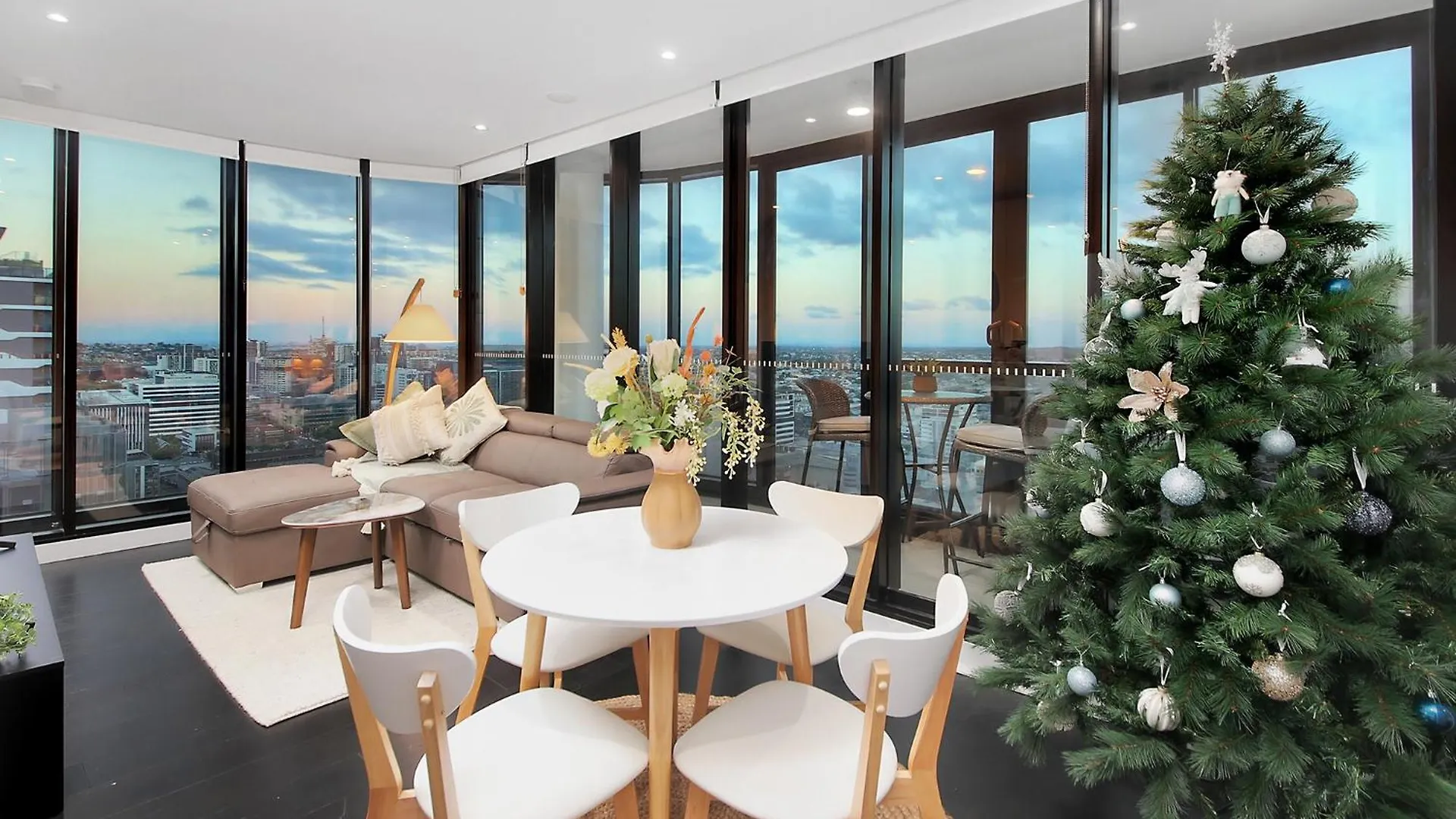 Skyline Serenity Luxury Apt With Free Parking 布里斯班